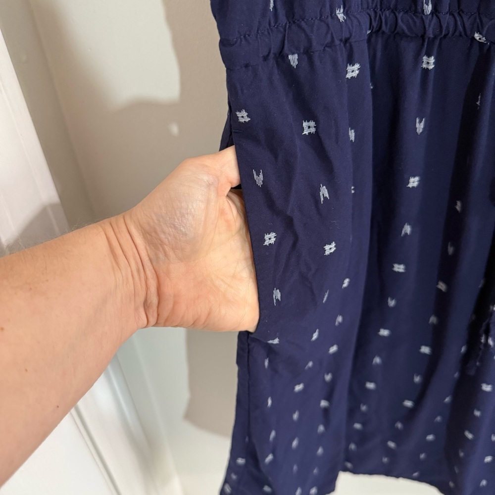 GAP Blue Sleeveless V-neck Sundress with pockets - Picture 3 of 7